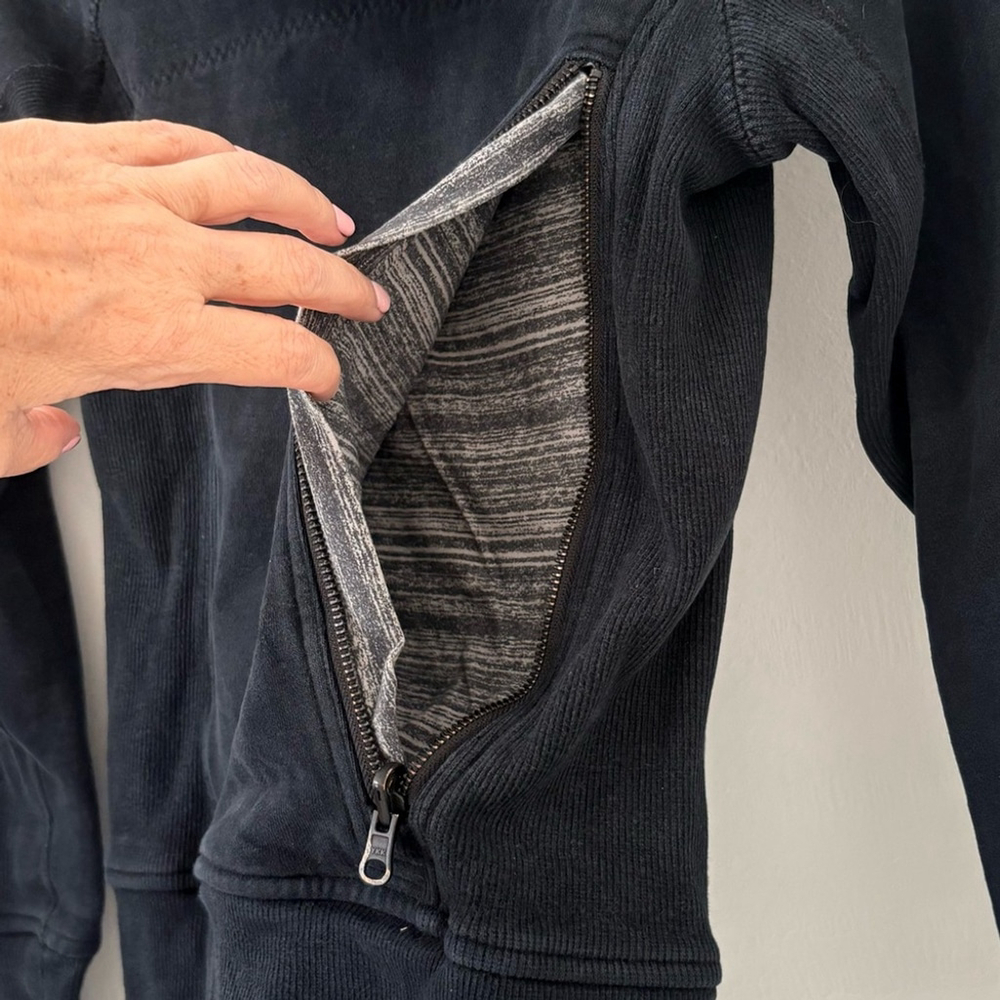 Lululemon | Official Special Edition Scuba Hoodie | Sz 2/4 | Back Zipper | EUC - Picture 11 of 12